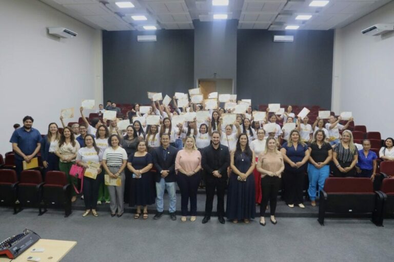 Mais de 80 mulheres são certificadas como microempreendedoras pelo governo do Estado e Ifac