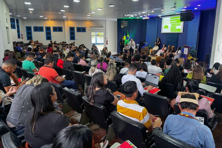Em Roraima, Sejusc apresenta políticas públicas do Amazonas na etapa regional do Plano Decenal da Criança e do Adolescente