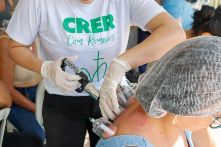 Projeto Crer com Romeiros leva atendimento à Festa de Trindade