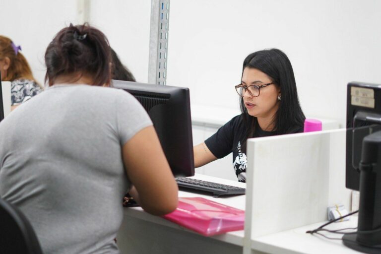 Sine Amazonas divulga 225 vagas de emprego para esta segunda-feira