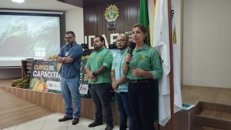 Idaf promove capacitação  para reforçar monitoramento de pragas na bananicultura no Acre
