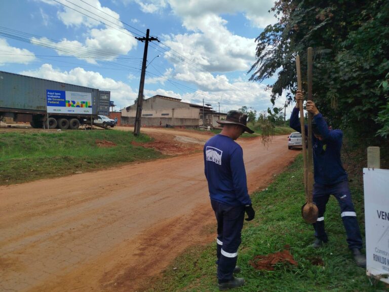 Governo inicia canteiro e levantamento topográfico para obra na Estrada Dias Martins