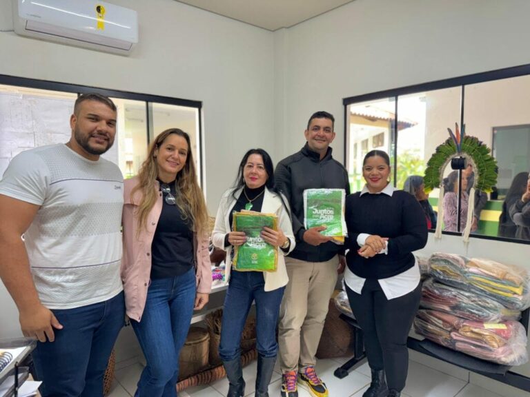 Governo entrega 150 agasalhos do projeto Vestuário Social para indígenas em tratamento de saúde