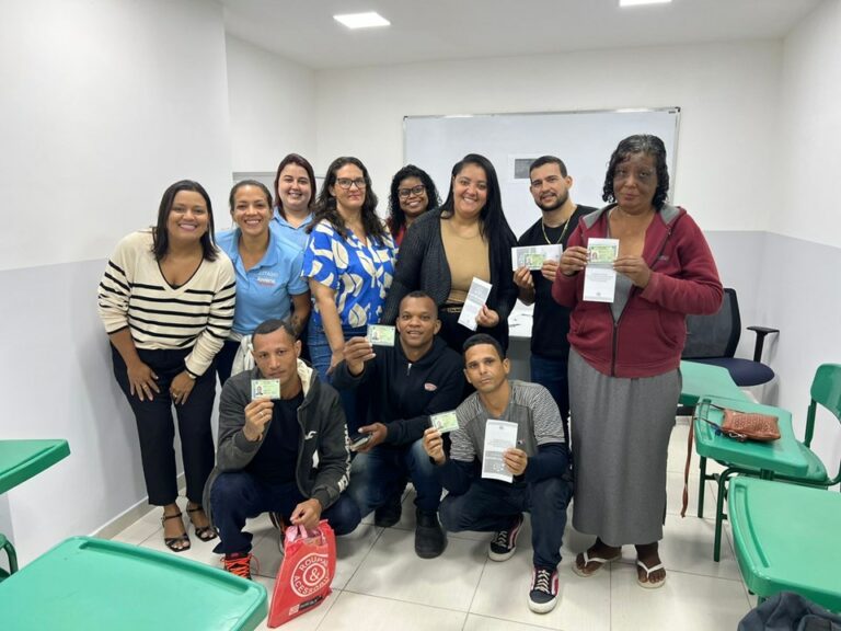 Sejus entrega documentos e reforça importância da documentação para reintegração social