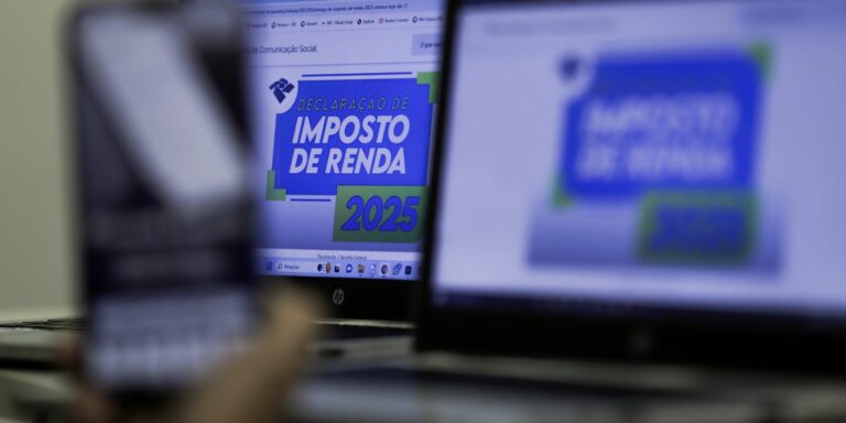 Receita abre consulta a novo lote de restituição na segunda-feira