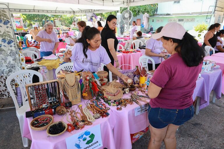Beneficiárias do Prosamin+ participam da 5ª edição do Bazar das Mulheres Empreendedoras