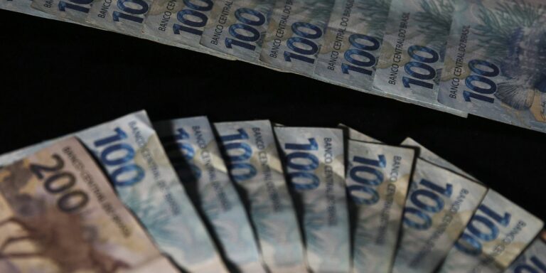Saques da poupança superam depósitos em R$ 6,25 bilhões em julho