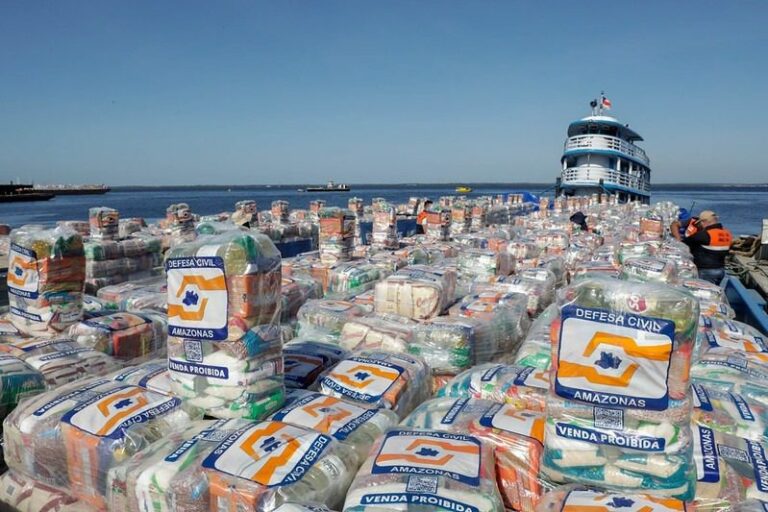 Operação Cheia 2025: Em quatro meses, Governo do Amazonas alcança mais de 1.200 comunidades com ajuda humanitária
