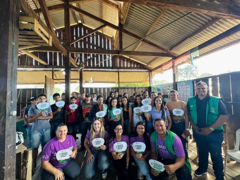 Ônibus Lilás da Semulher promove orientação psicológica, jurídica e social para comunidade rural de Brasileia