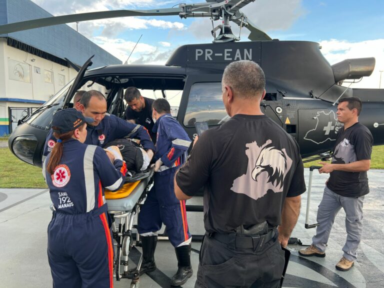Serviço aéreo da SSP-AM resgata policial militar após acidente na rodovia BR-319