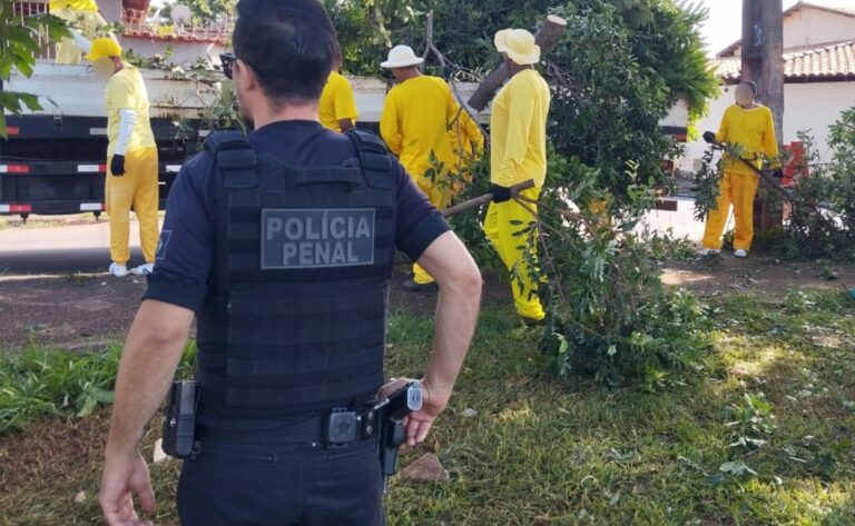 Reeducandos auxiliam na revitalização de espaços públicos em Goiás