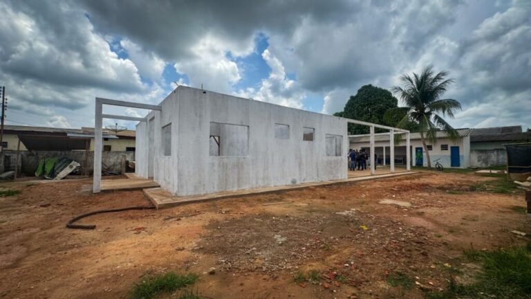 Estado trabalha na construção da Casa do Produtor para fortalecer agricultura familiar em Sena Madureira