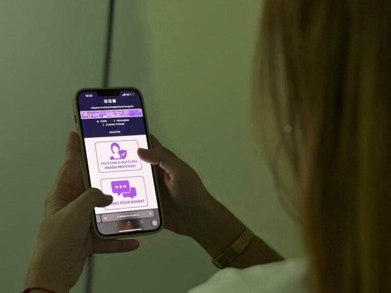 Delegacia Virtual da Mulher realiza 56 atendimentos em um mês e amplia proteção a vítimas de violência no Amazonas