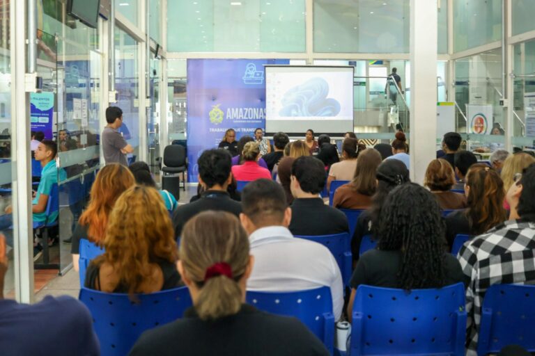 Feirão de Empregabilidade celebra os 50 anos do Sine com mais de 800 vagas nesta sexta-feira