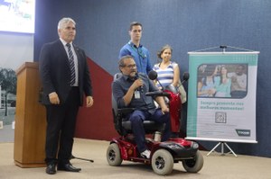 representantes da ASSEJUS e SICOOB representantes da ASSEJUS e SICOOB