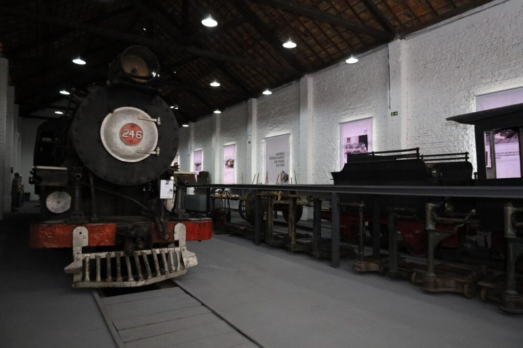 Pires do Rio comemora! Museu Ferroviário é reinaugurado e ganha sala de cinema pública