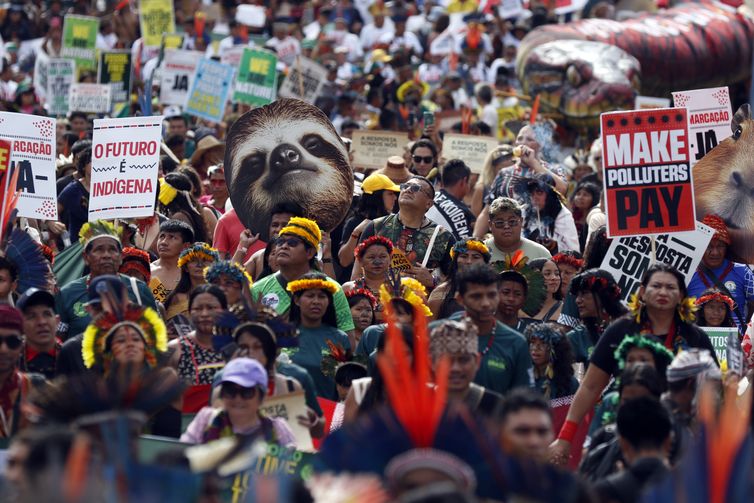 Bruno Peres/Agência Brasil Belém (PA), 17/11/2025 - Marcha Global dos Povos Indígenas - A Resposta Somos Nós, evento paralelo à COP30. Foto: Bruno Peres/Agência Brasil