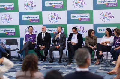 foto do desembargador Teófilo Caetano durante a abertura do evento. 