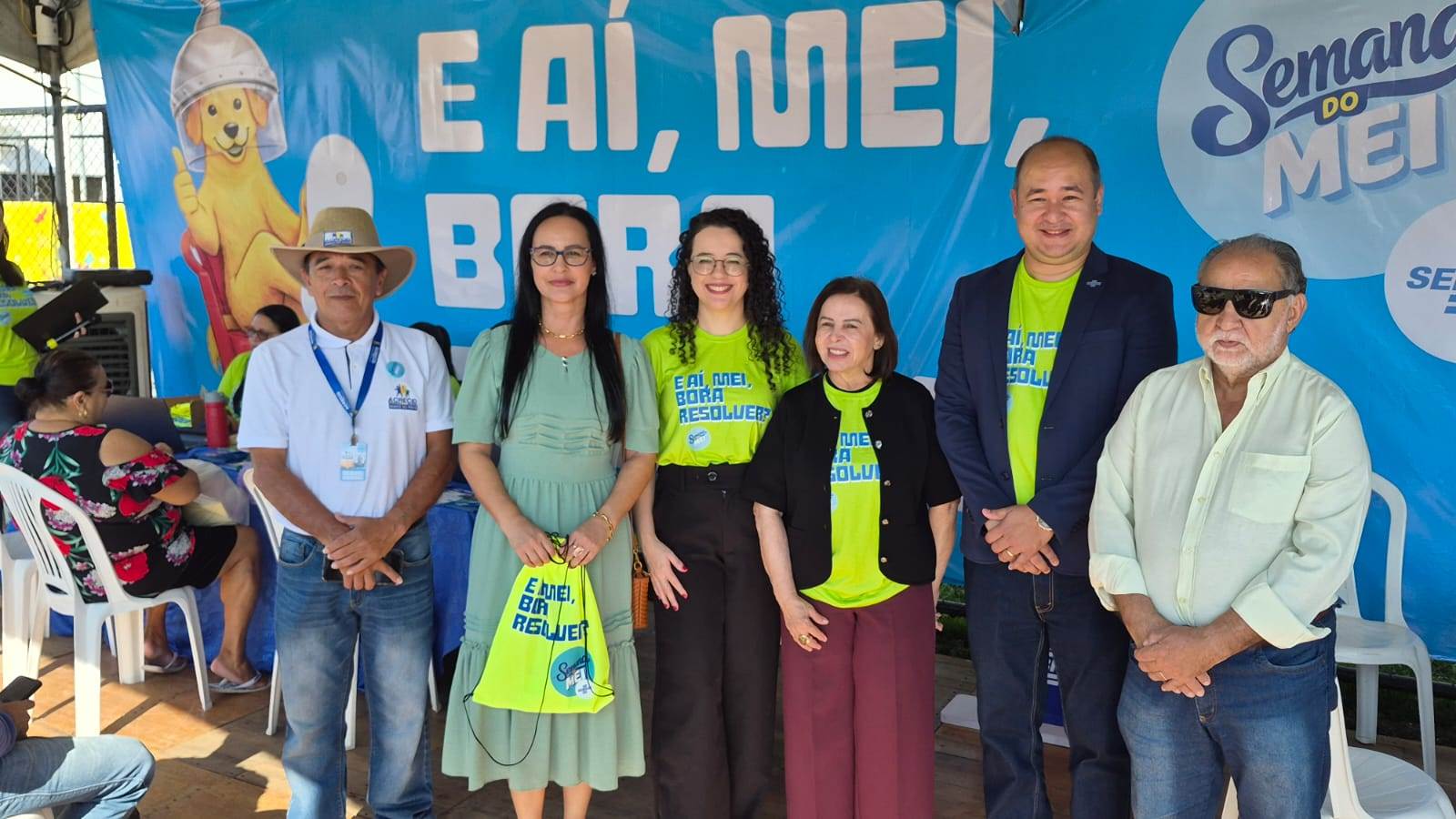Representantes de instituições parceiras participaram da abertura da Semana do MEI na Praça CEU, em Porto Velho.