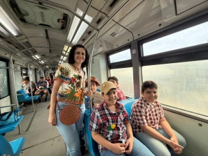 Daniele Caldas viveu a experiência ao lado da família e celebrou a oportunidade de participar de uma das tradições mais aguardadas do período junino. Foto: Ascom FMAC