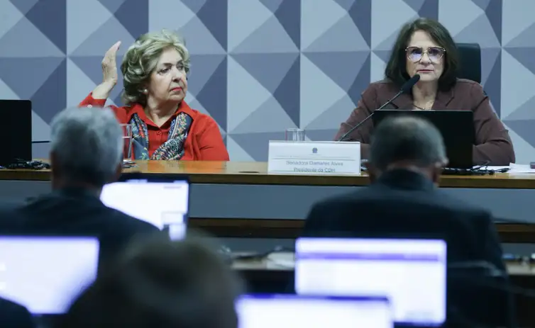 Lula Marques/Agência Brasil Brasília (DF), 19/02/2025 - Eleição dos novos presidentes das comissões do Senado. A senadora Damares Alves (Republicanos-DF) foi eleita presidente da Comissão de Direitos Humanos (CDH)
Foto: Lula Marques/Agência Brasil