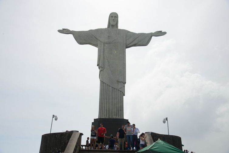 Vítimas da covid-19 serão lembradas em celebração no Cristo Redentor