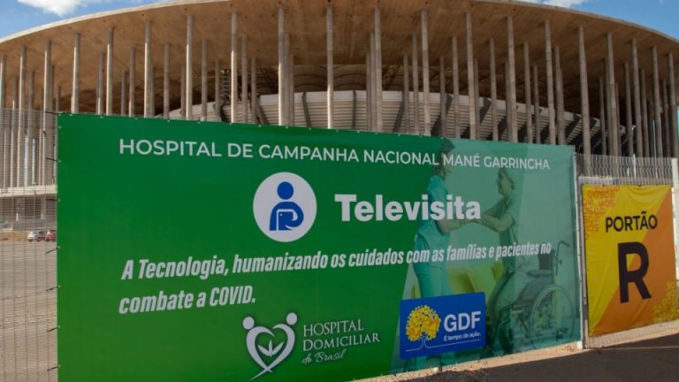 Tecnologia aproxima familiares e pacientes internados com Covid-19