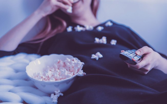 Filmes e séries podem afetar sua saúde mental: saiba como fazer a melhor escolha