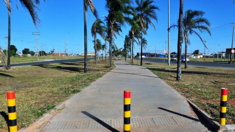 GDF entrega mais de 76,5 mil metros quadrados de calçadas em 6 meses