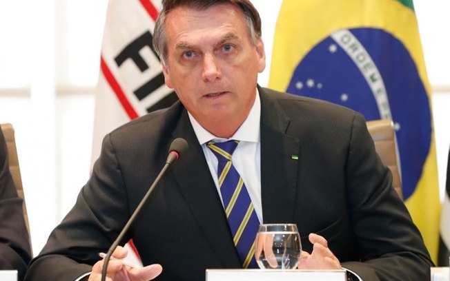 Facebook remove contas falsas ligadas ao PSL e gabinetes da família Bolsonaro