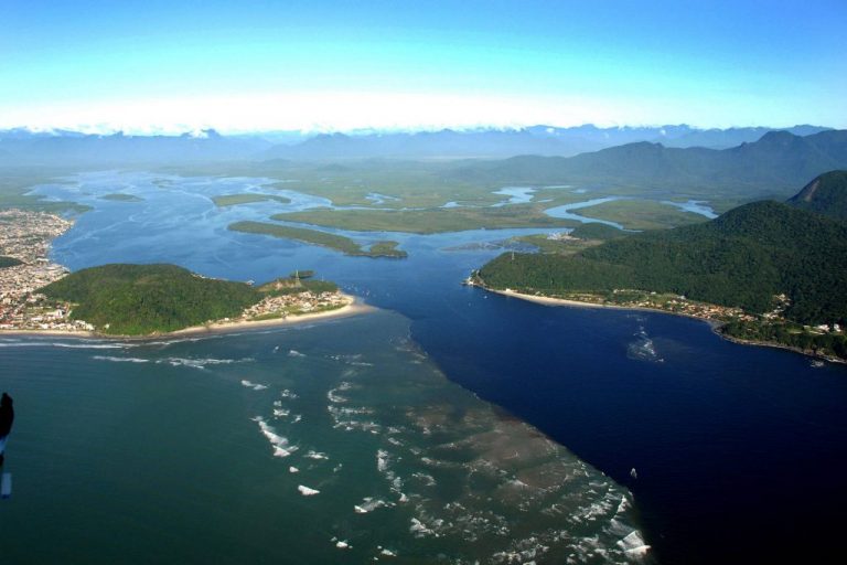 Governo lança edital para  projeto da ponte de Guaratuba