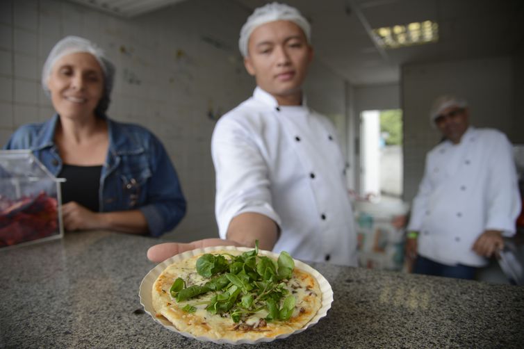 Dia da Pizza: nutricionista destaca opções saudáveis e menos calóricas