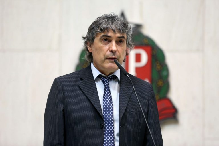 (10/07) CARLOS GIANNAZI