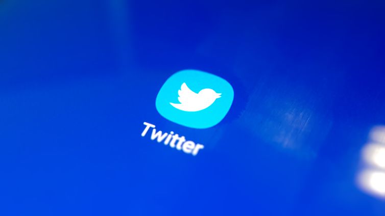 Twitter silencia algumas contas verificadas após ataque de hackers