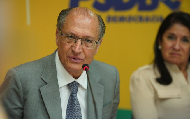Ex-governador Geraldo Alckmin é acusado de lavagem de dinheiro pela PF
