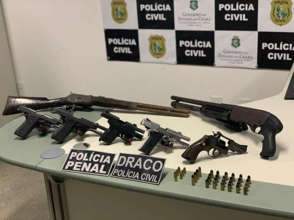 Draco da Polícia Civil encontra arsenal em imóvel abandonado na Capital