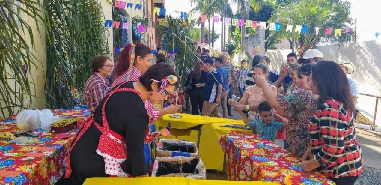 Escola realiza arraiá online com participação de pais e estudantes