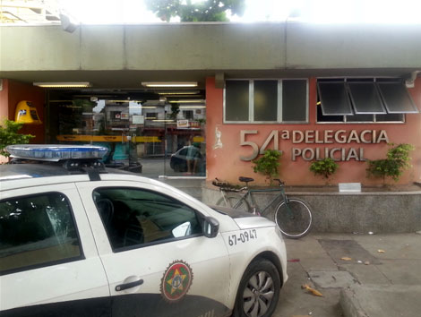 Homem suspeito de estupro é capturado por policiais da delegacia de Belford Roxo