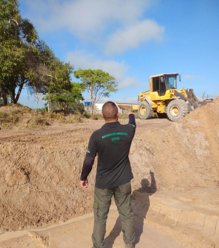 Secretaria do Ambiente e DPMA combatem extração mineral ilegal na Região dos Lagos