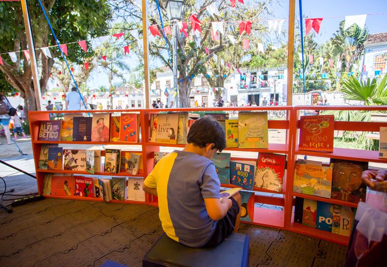 Biblioteca de São Paulo promove contação de histórias online