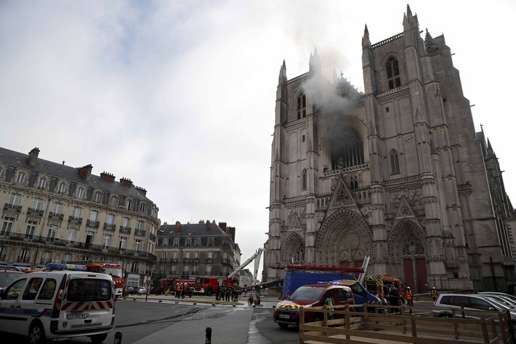 Refugiado que trabalhava em Nantes confessou ter iniciado incêndio