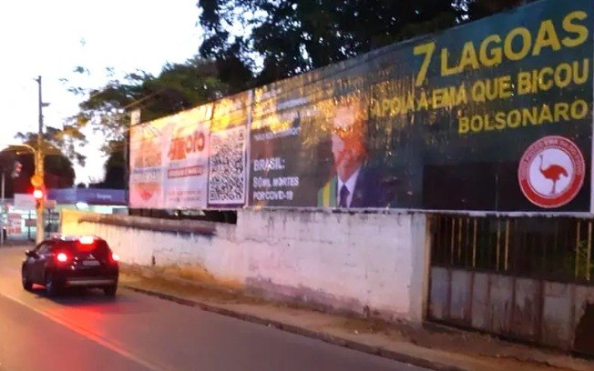 Entenda a “guerra política” com outdoors pró e contra Bolsonaro em Minas Gerais