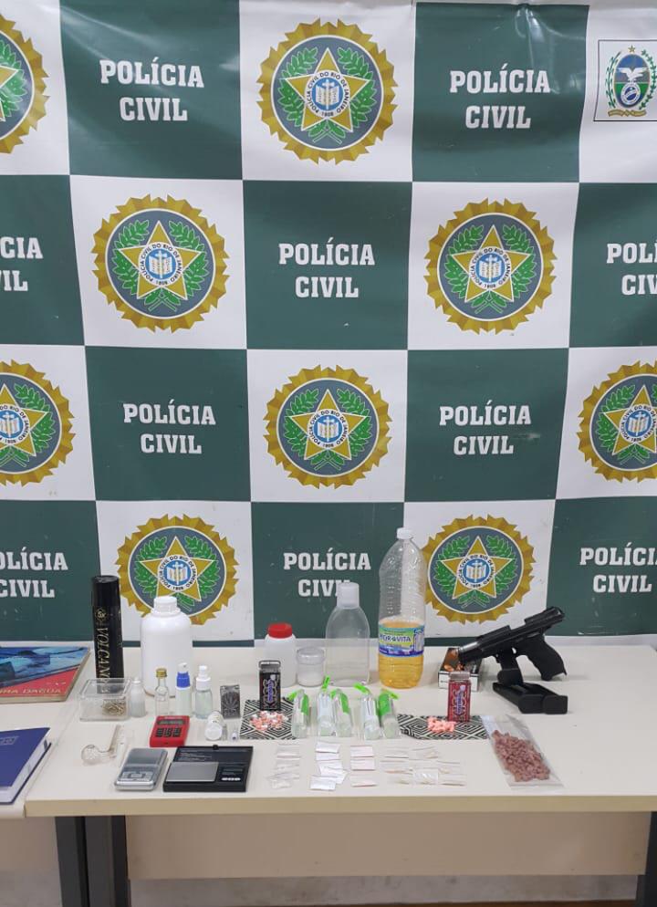 DCOD prende em flagrante traficante que vendia drogas sintéticas na Zona Sul