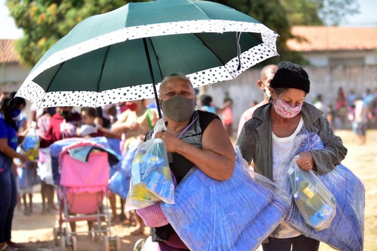 Ações do Governo atendem 1,5 mil famílias do Jardim União II e bairros adjacentes de Cuiabá