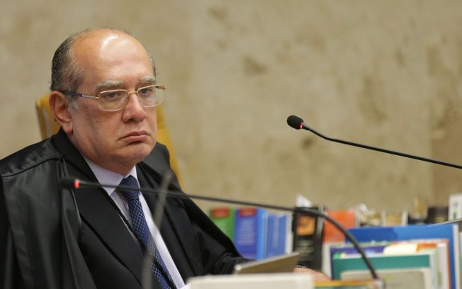 Gilmar Mendes diz que mortes por Covid-19 são ‘macabras’ e vê ‘crise de gestão’