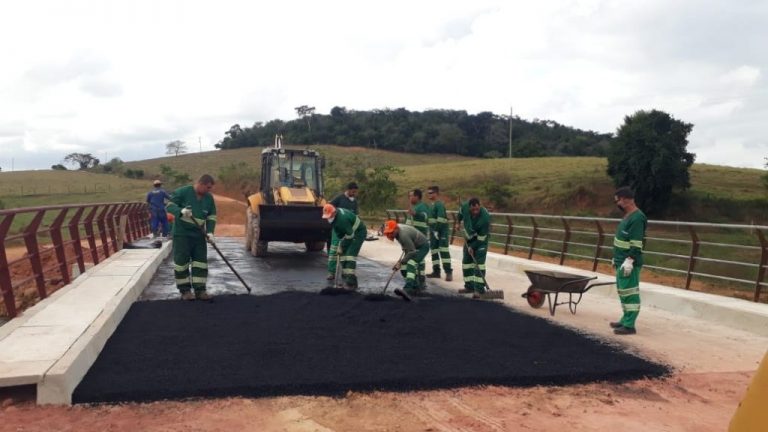 DER-RJ entrega obras da Ponte sobre o Rio Pedra Santa