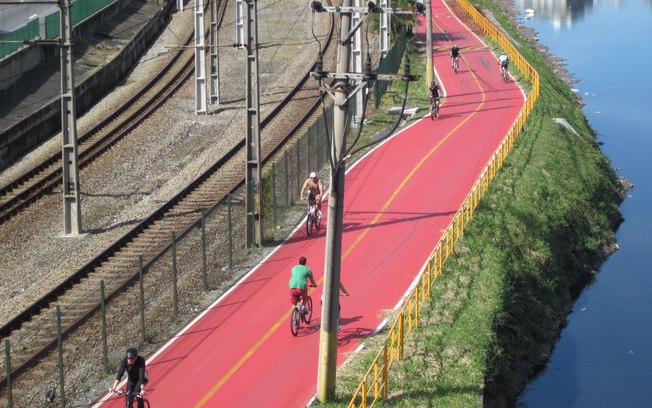 São Paulo reabre ciclovia da Marginal Pinheiros e mais quatro parques