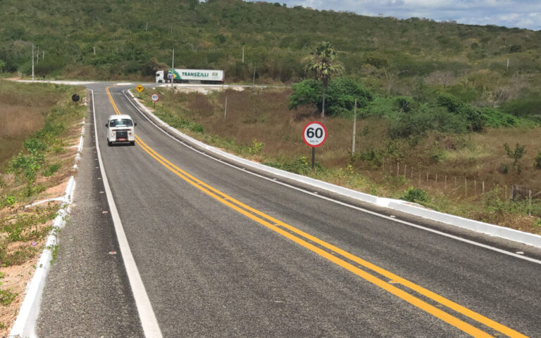 SOP conclui implantação de novos 32 km de rodovia em Beberibe