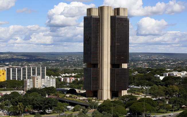 Copom reduz a taxa Selic para 2% ao ano