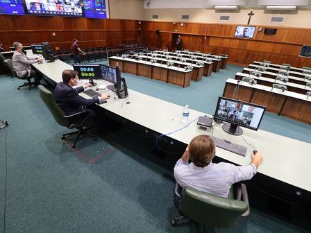 Deputados têm 34 processos para apreciação nesta quinta-feira, 6